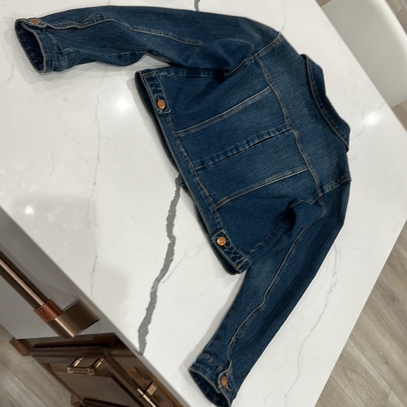 Chiqle Denim Architect Cropped Jean Jacket - Picture 5 of 6